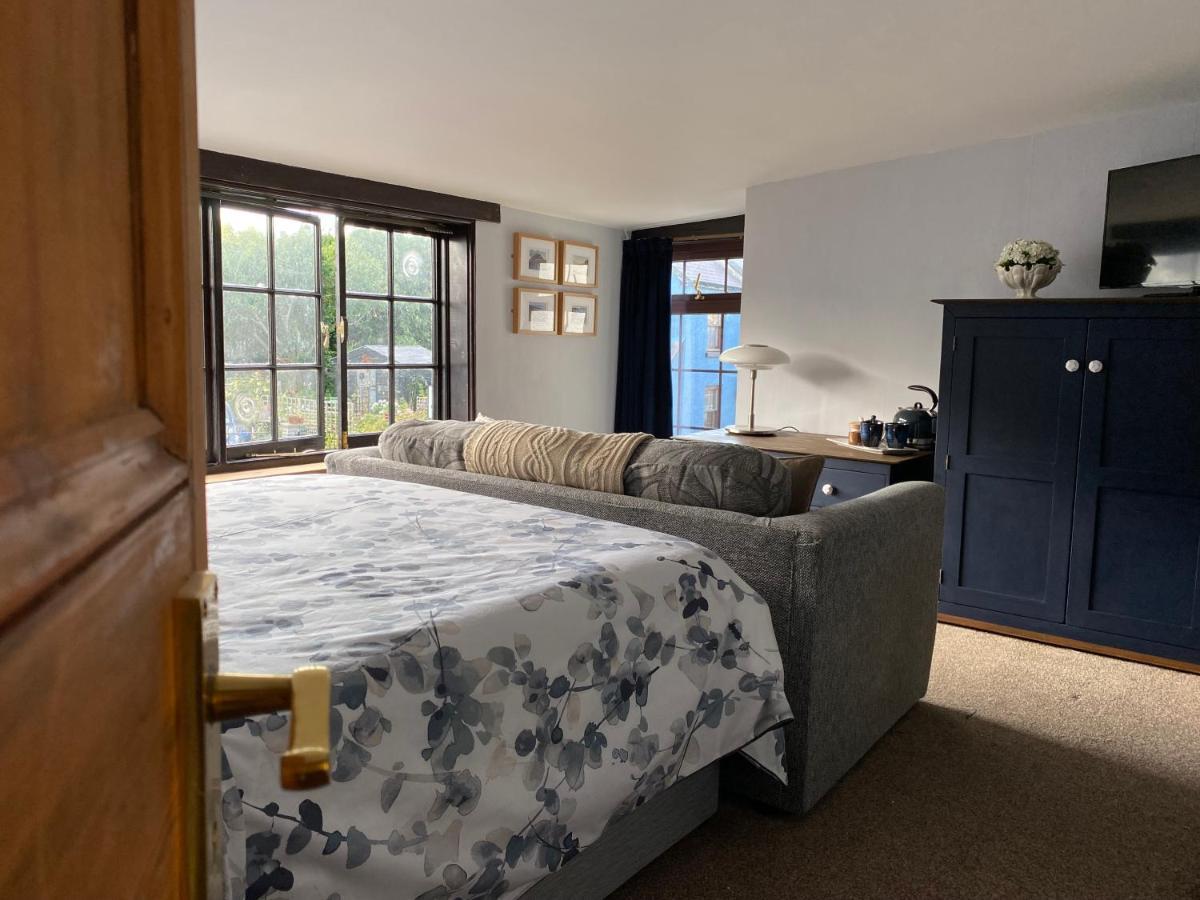 Tom'S Of Tregaron Bed and Breakfast Εξωτερικό φωτογραφία